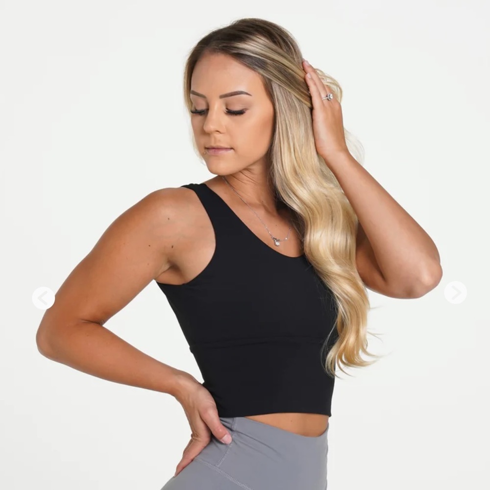NVGTN black essence bra